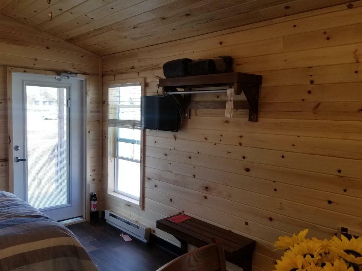 Helper Castle Gate Rv Park酒店 外观 照片